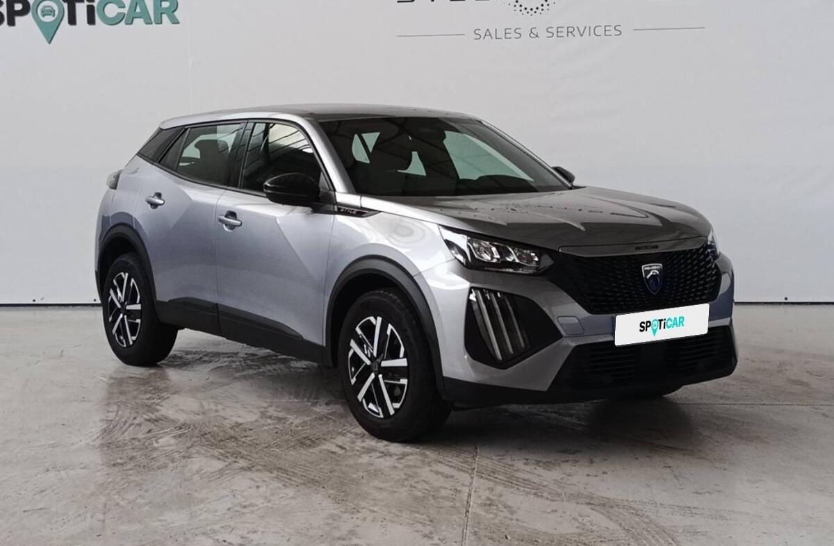 PEUGEOT 2008 1.2 PureTech Style