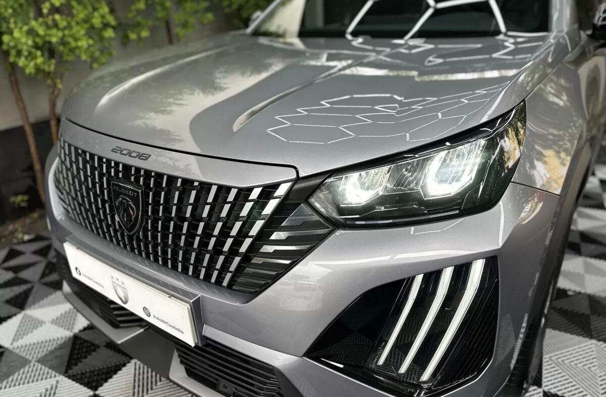 PEUGEOT 2008 1.2 Hybrid Allure e-DCS6