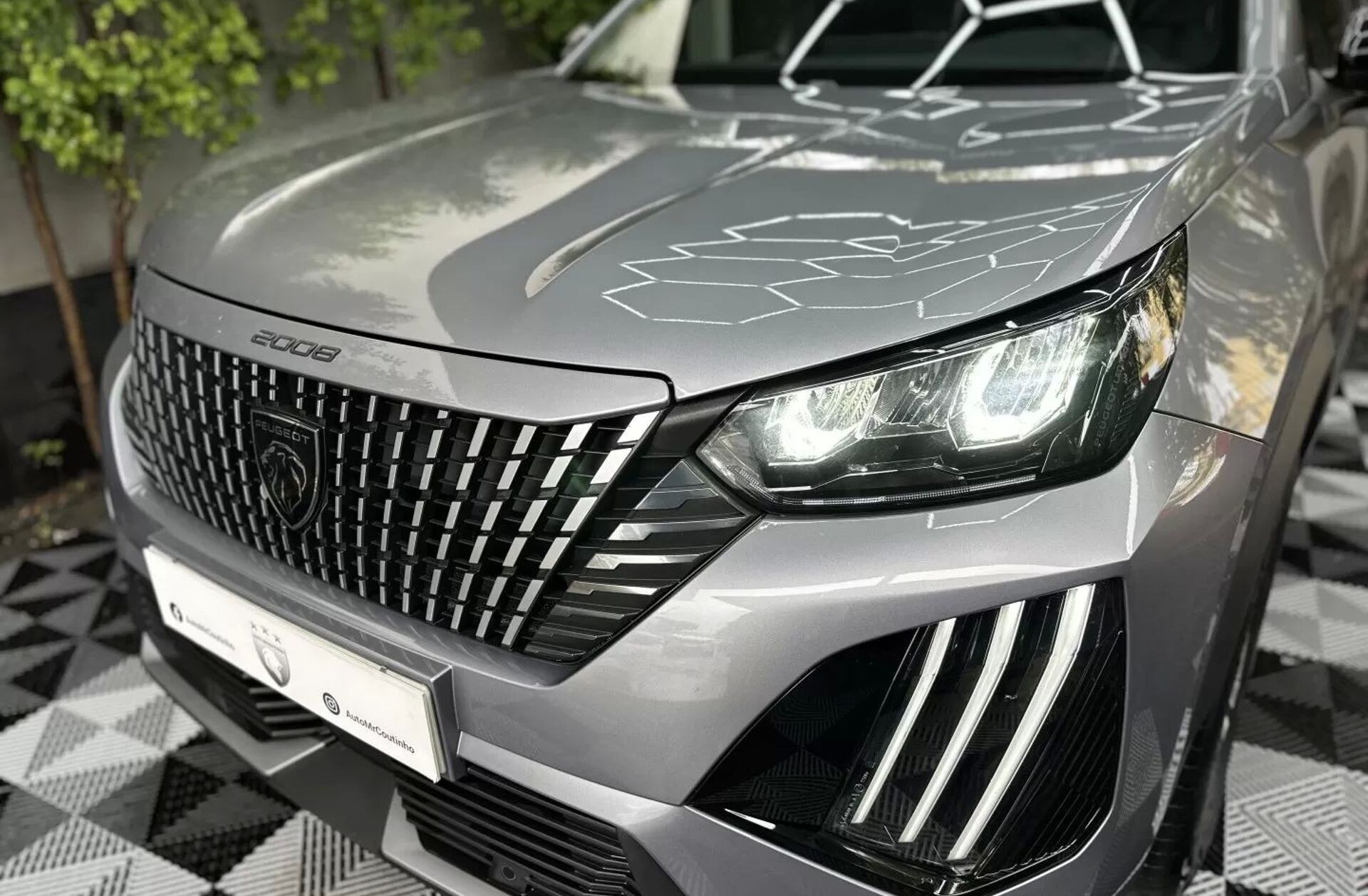 PEUGEOT 2008 1.2 Hybrid Allure e-DCS6