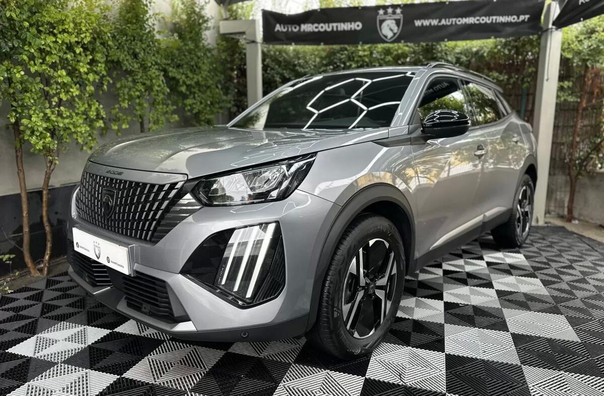 PEUGEOT 2008 1.2 Hybrid Allure e-DCS6