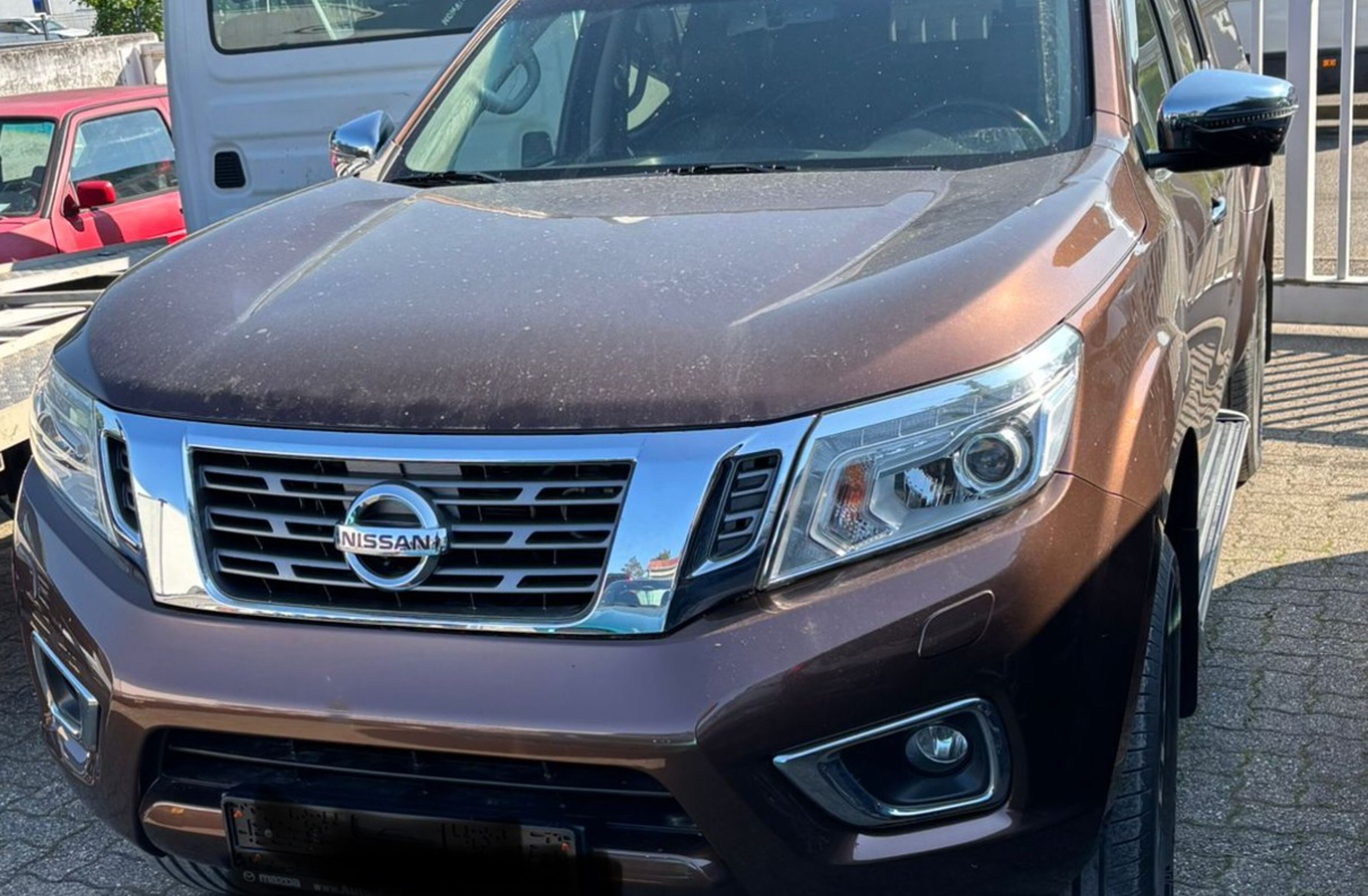 NISSAN Navara 2.3 dCi CD 4WD Tekna
