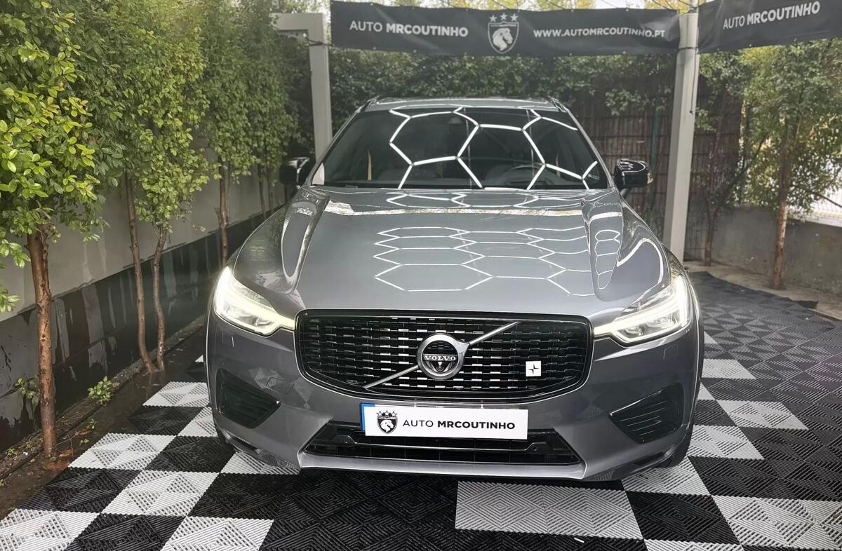 VOLVO XC60 2.0 T8 PHEV Polestar Engineered AWD