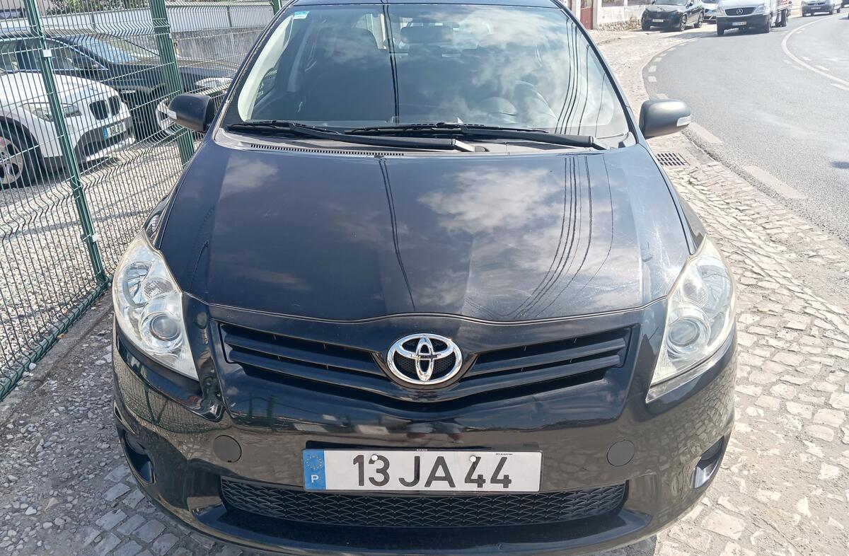 TOYOTA Auris 1.33 VVT-i AC