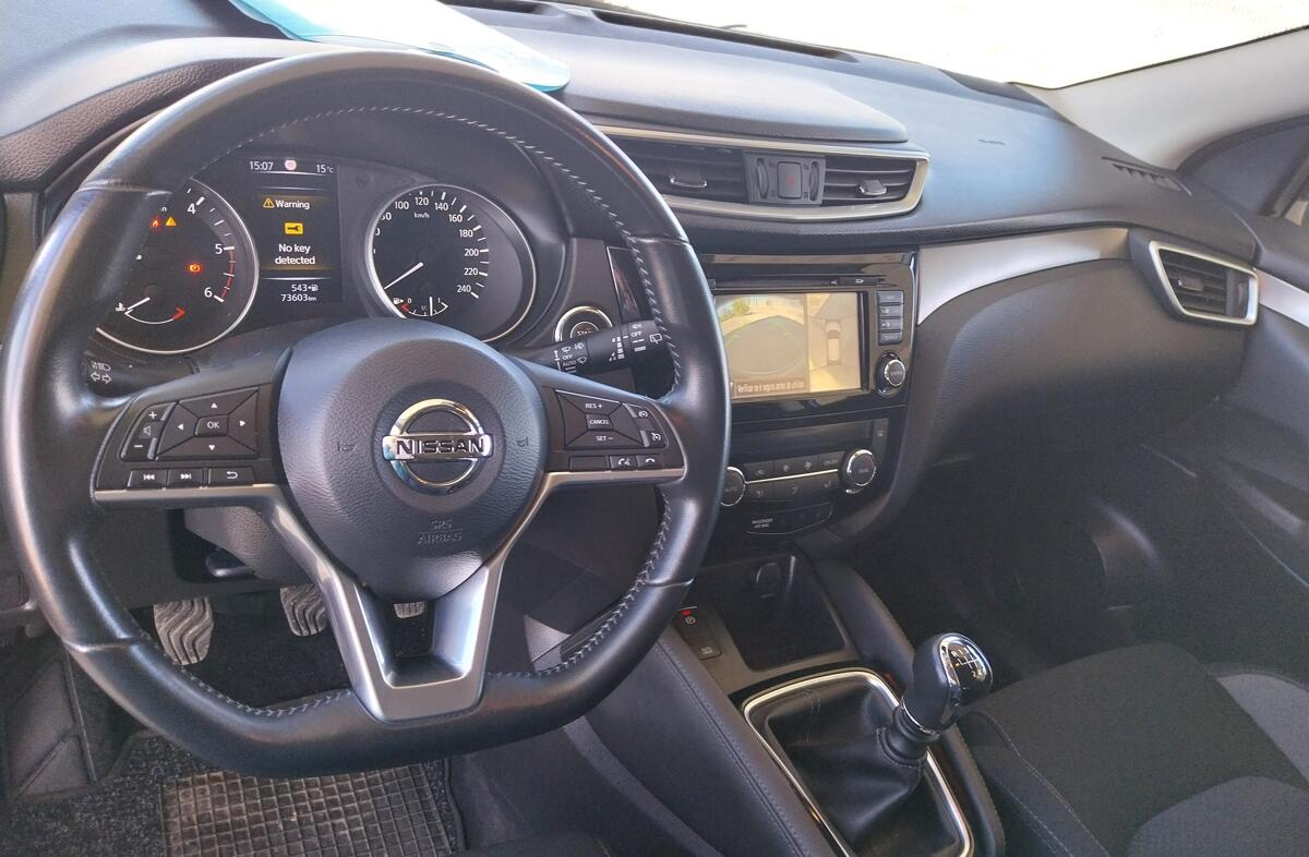 NISSAN Qashqai 1.5 dCi N-Connecta