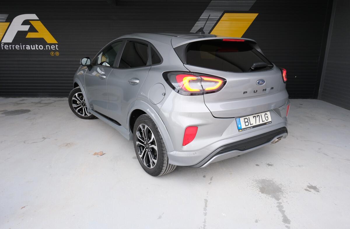FORD Puma 1.0 EcoBoost mHEV ST-Line