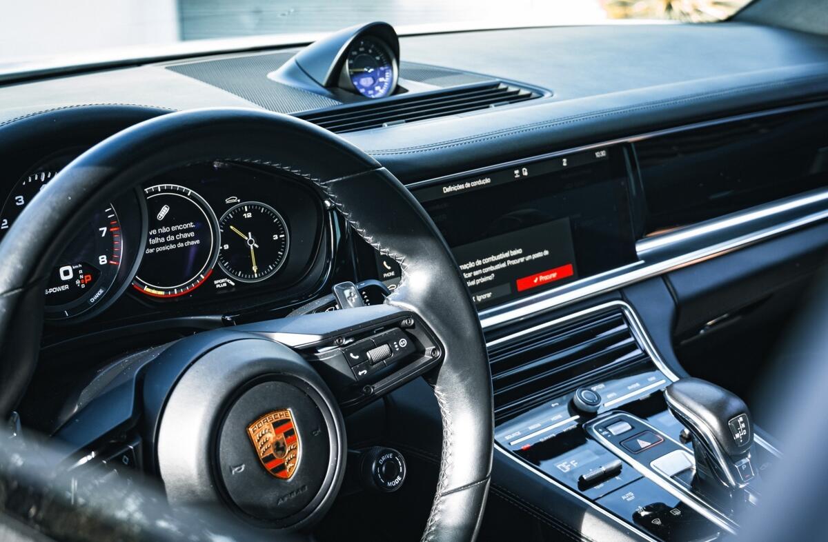 PORSCHE Panamera 4S E-Hybrid