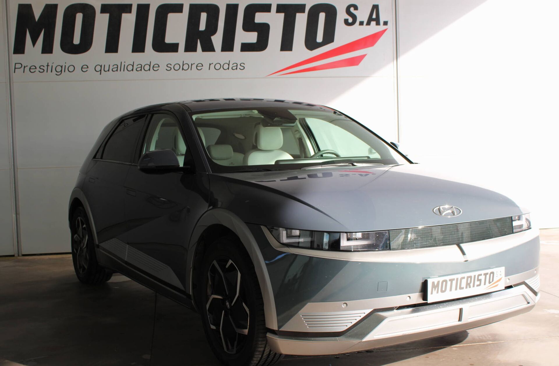 HYUNDAI Ioniq 5 73 kWh Vanguard+Plug & Power+AFH