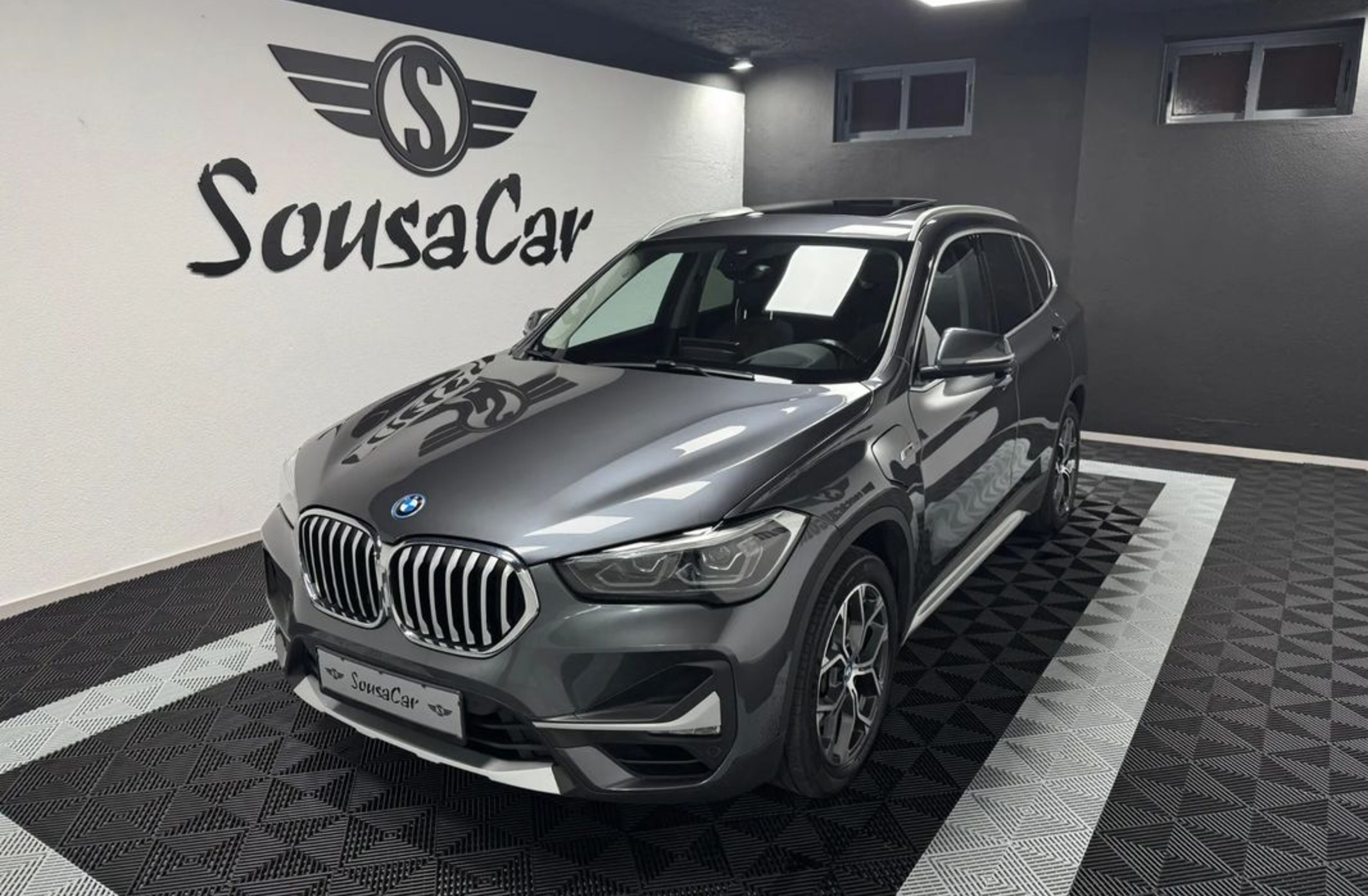 BMW X1 25 e xDrive Line Sport