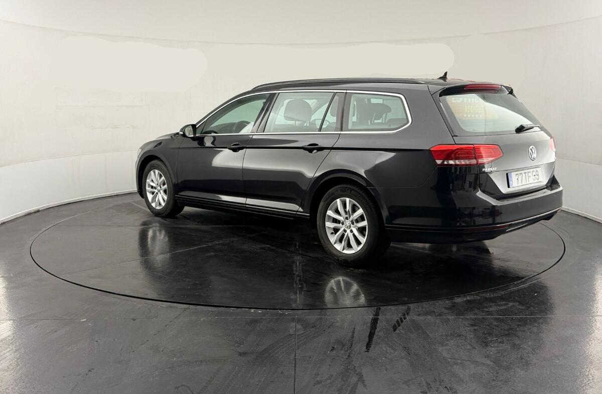 VOLKSWAGEN Passat 2.0 TDi Highline DSG 4Motion