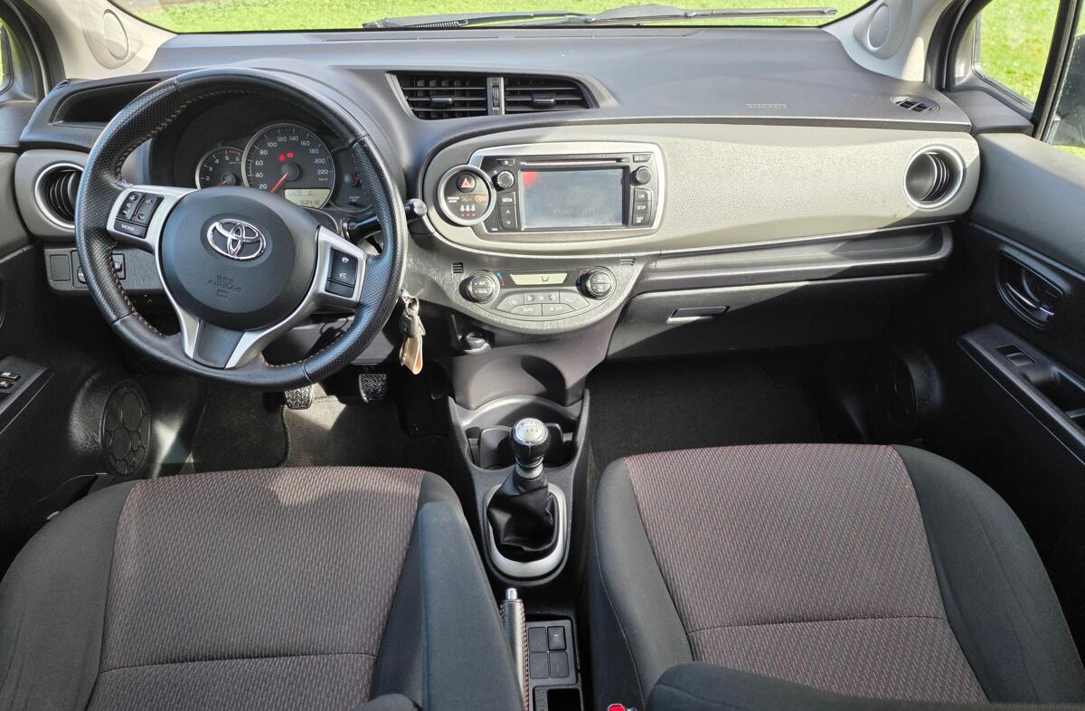 TOYOTA Yaris 1.4 D-4D Sport+Navi