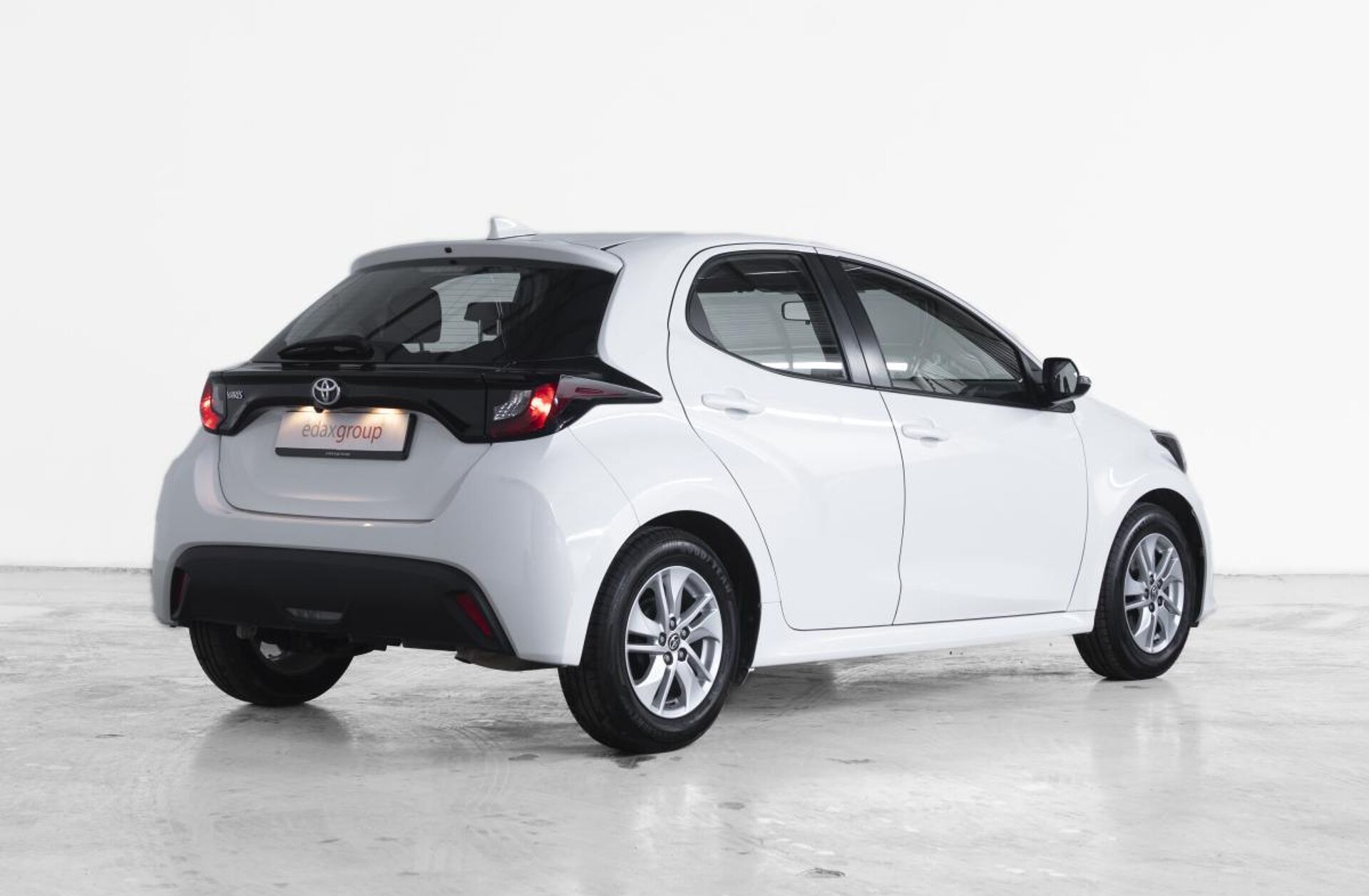 TOYOTA Yaris 1.0 VVT-i Comfort Plus