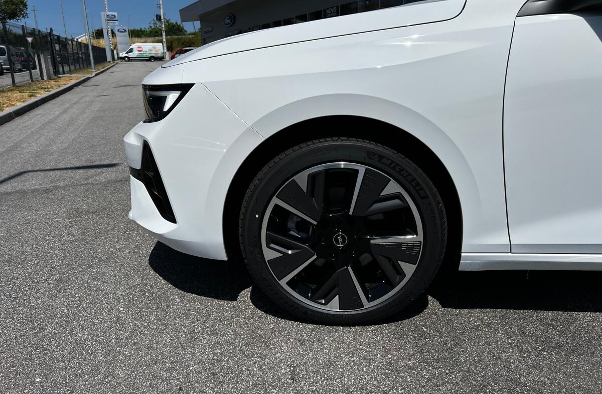 OPEL Astra 54 kWh Edition