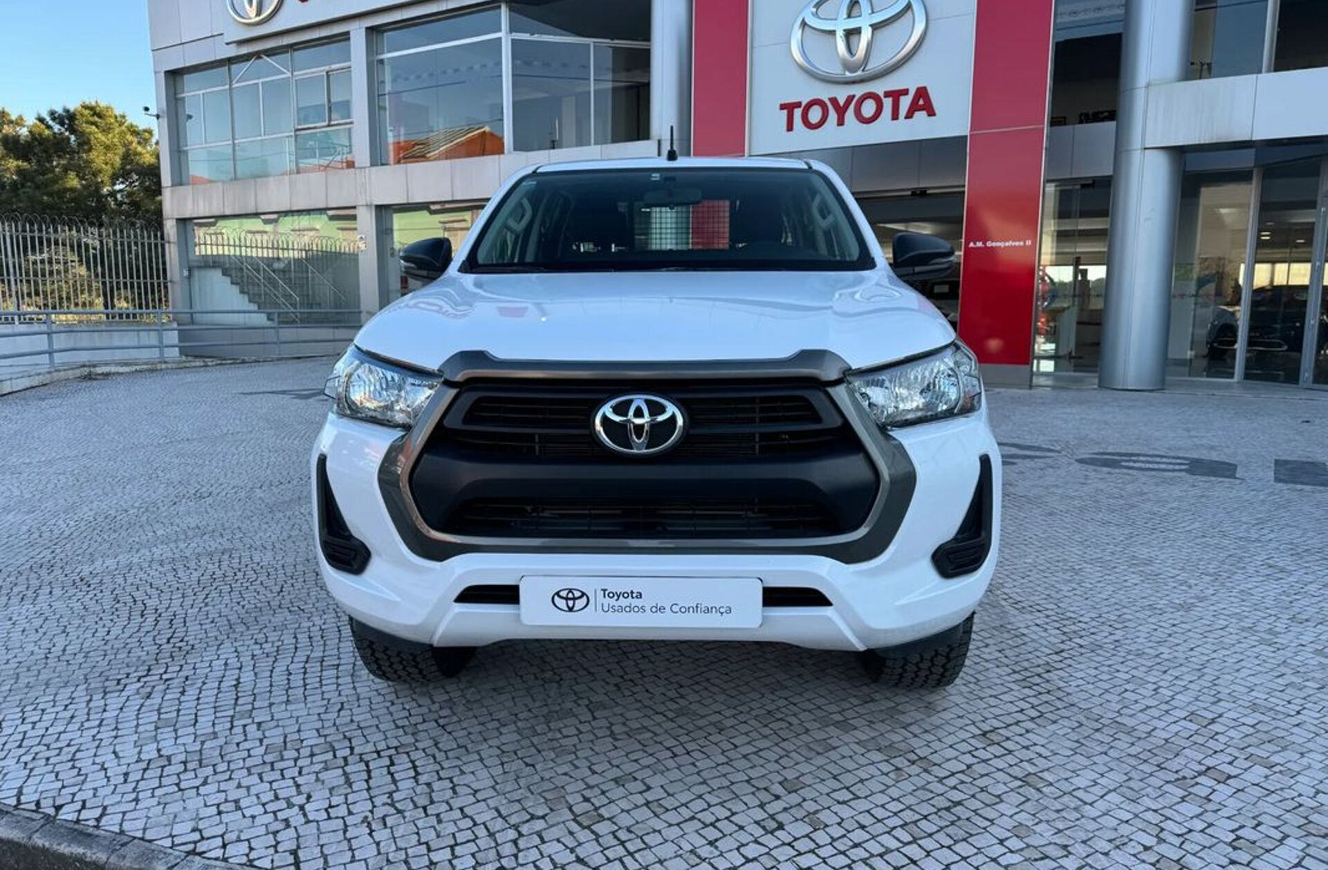 TOYOTA Hilux 2.4 D-4D 4WD CD CH