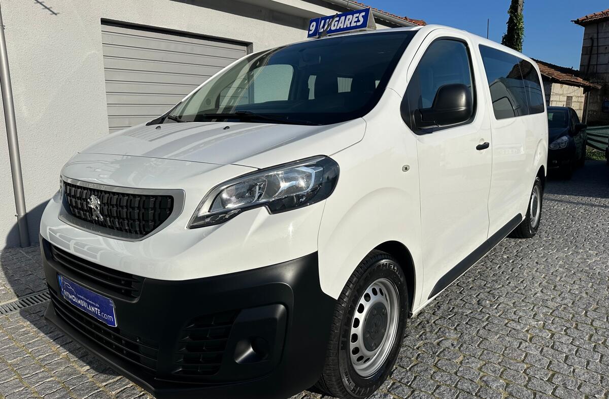 PEUGEOT Traveller 1.6 BlueHDi L1H1 Business Compact