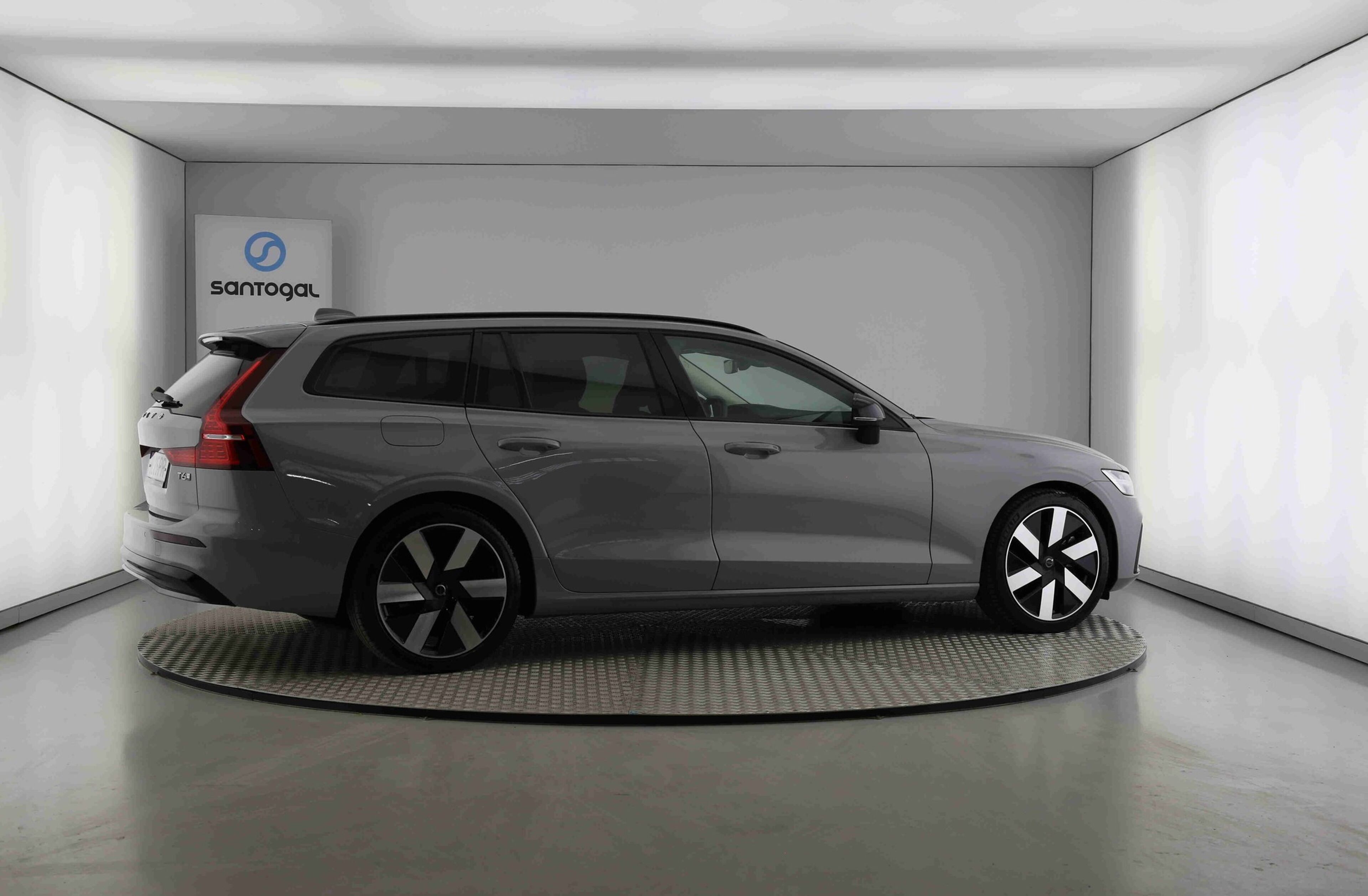 VOLVO V60 2.0 T6 AWD TE Plus Dark