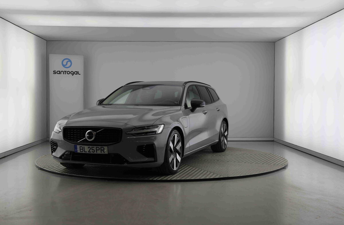 VOLVO V60 2.0 T6 AWD TE Plus Dark