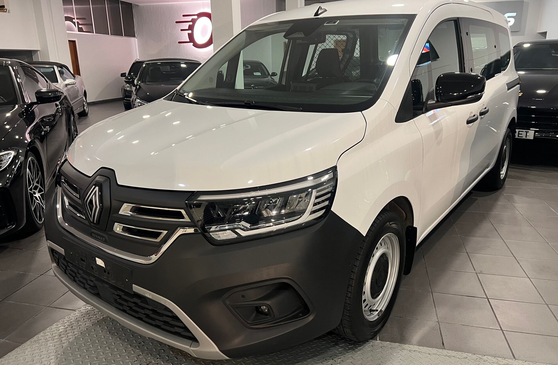 RENAULT Kangoo 1.5 Blue dCi Techno EDC