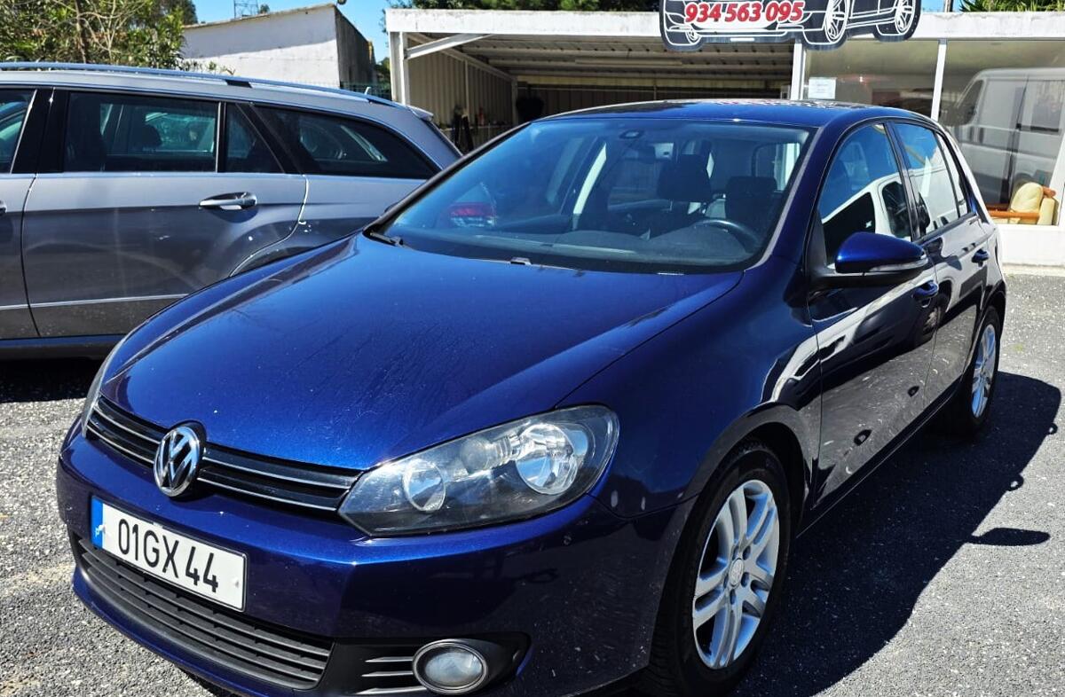 VOLKSWAGEN Golf 2.0 TDi Trendline