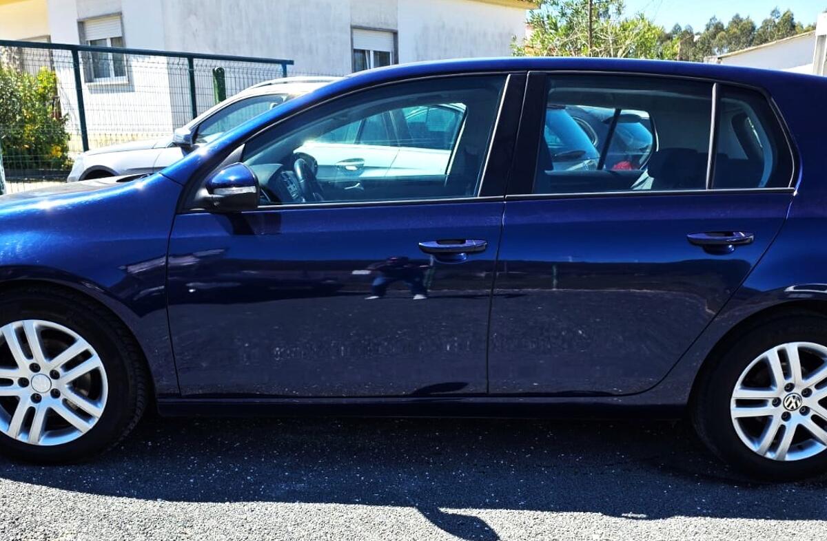 VOLKSWAGEN Golf 2.0 TDi Trendline