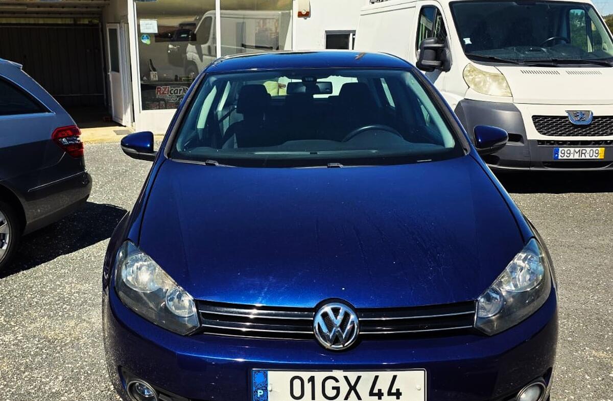 VOLKSWAGEN Golf 2.0 TDi Trendline