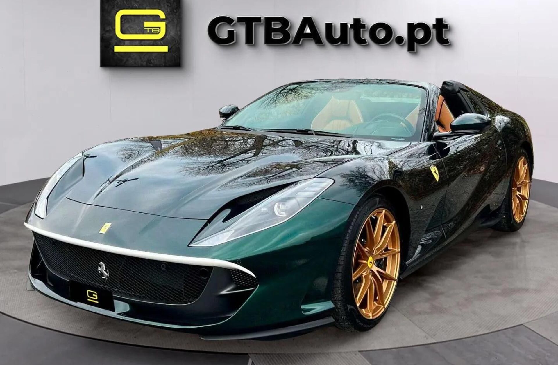 FERRARI 812 Competizione