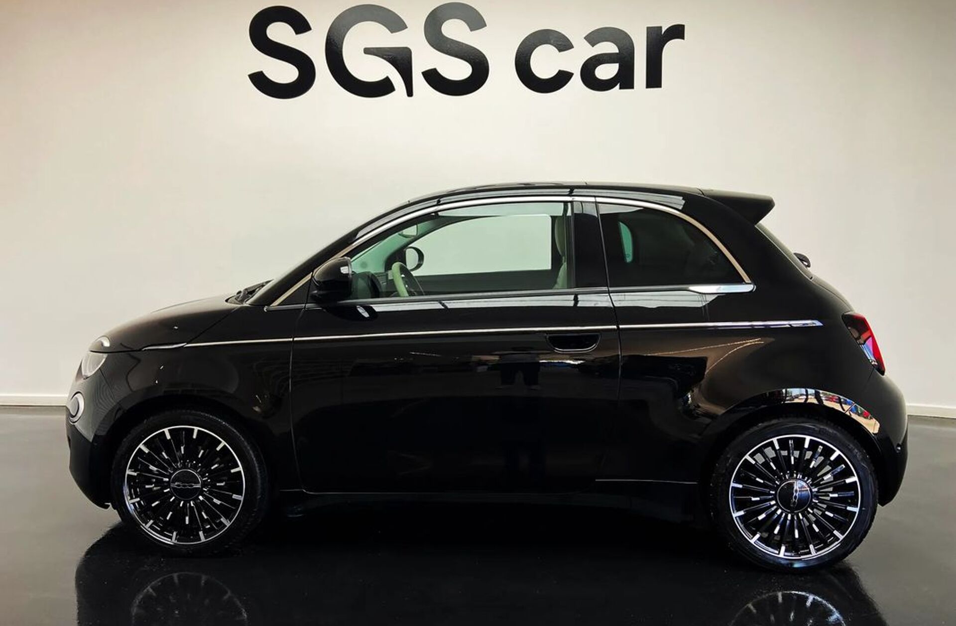 FIAT 500 42 kWh La Prima