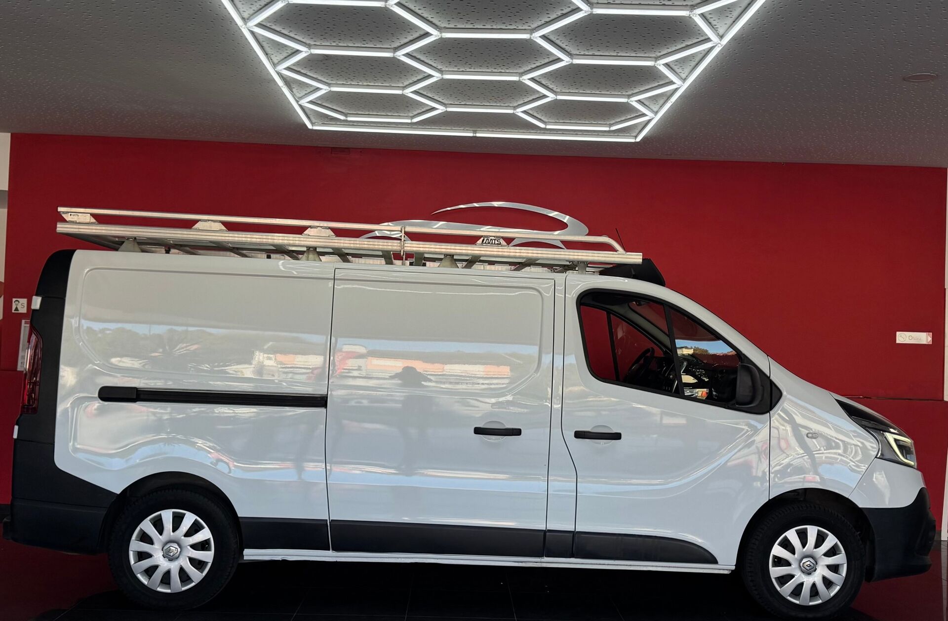 RENAULT Trafic 2.0 dCi L2H1 1.2T G.Zen SS