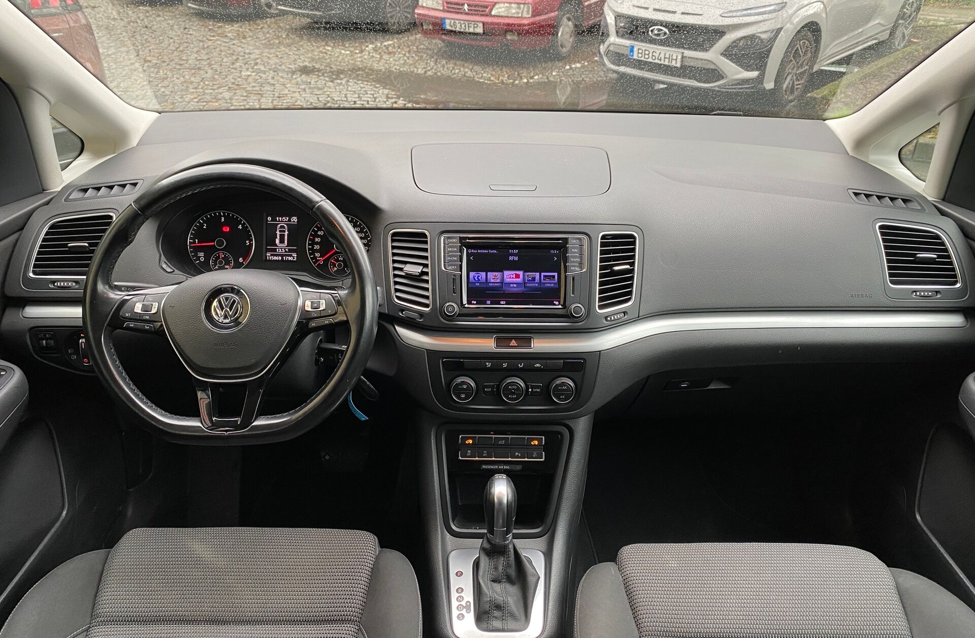 VOLKSWAGEN Sharan 2.0 TDi Blue Conf.DSG