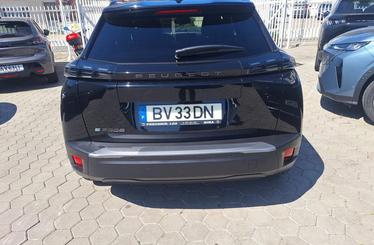 PEUGEOT 2008 e- 54 kWh Allure