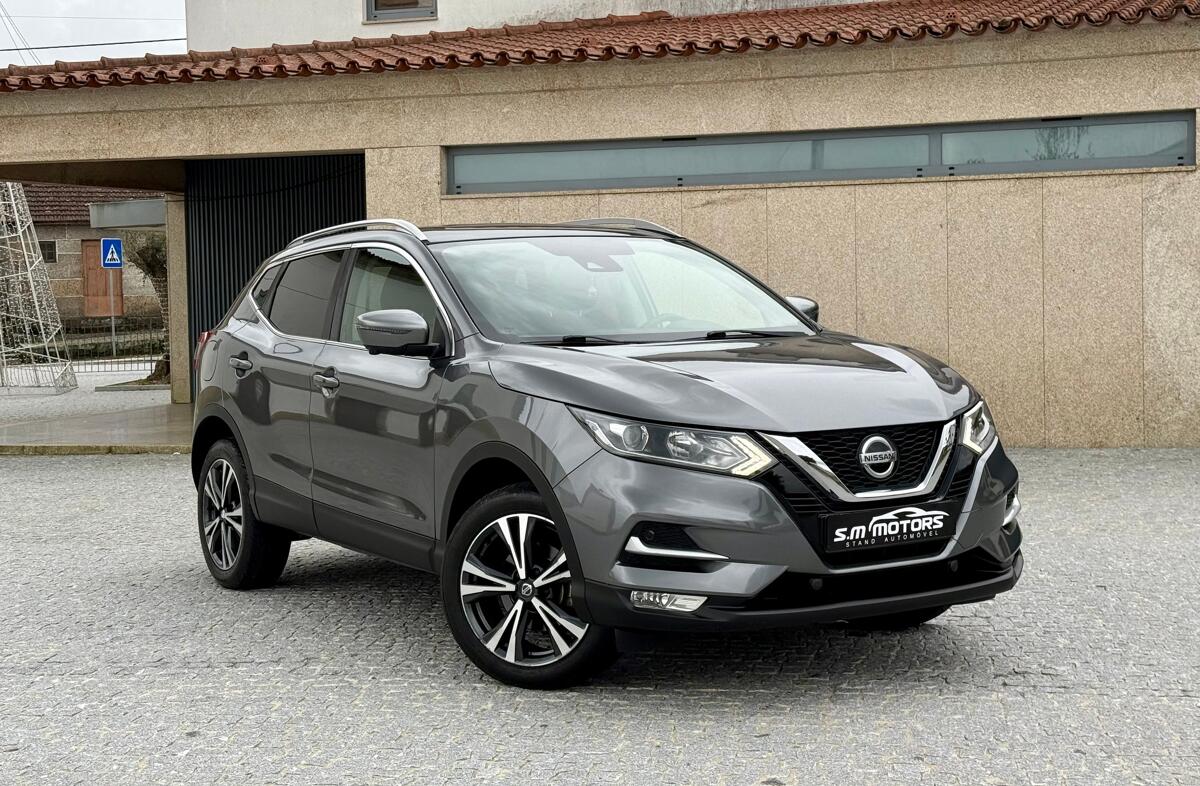 NISSAN Qashqai 1.5 dCi N-Connecta