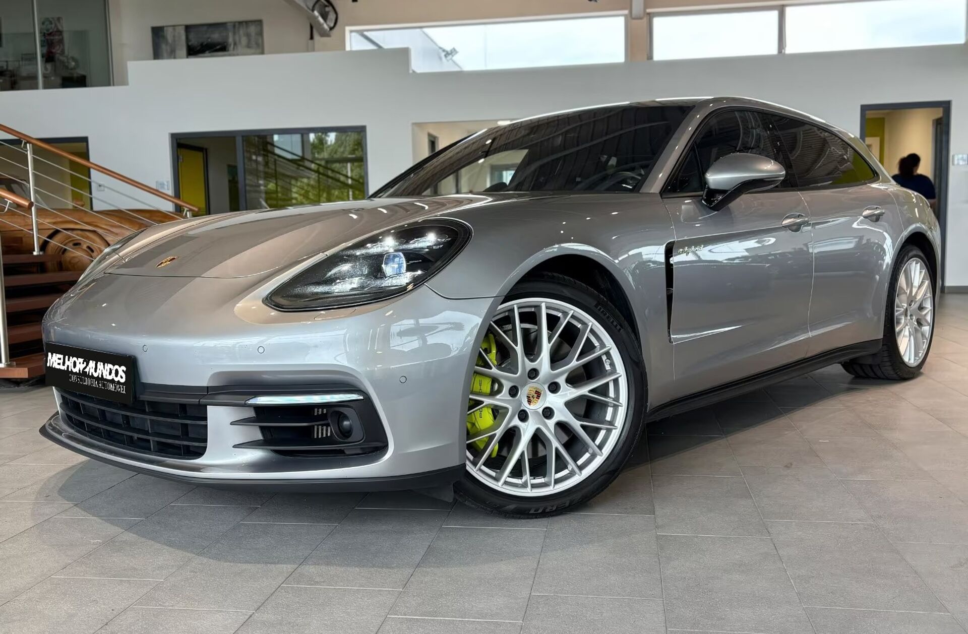 PORSCHE Panamera 4 E-Hybrid