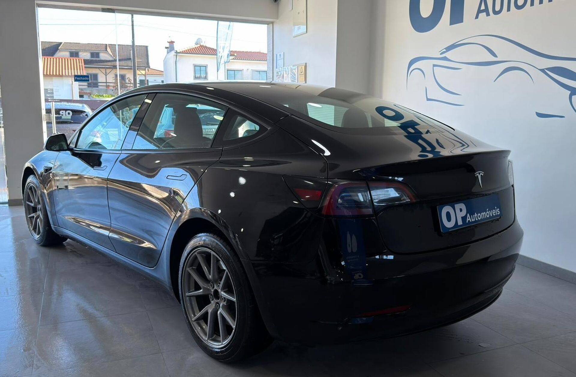 TESLA Model 3 Long Range Tração Traseira