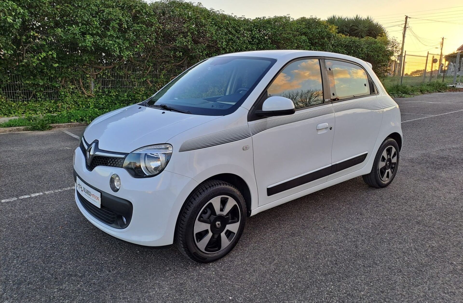 RENAULT Twingo 1.0 SCe Night&Day