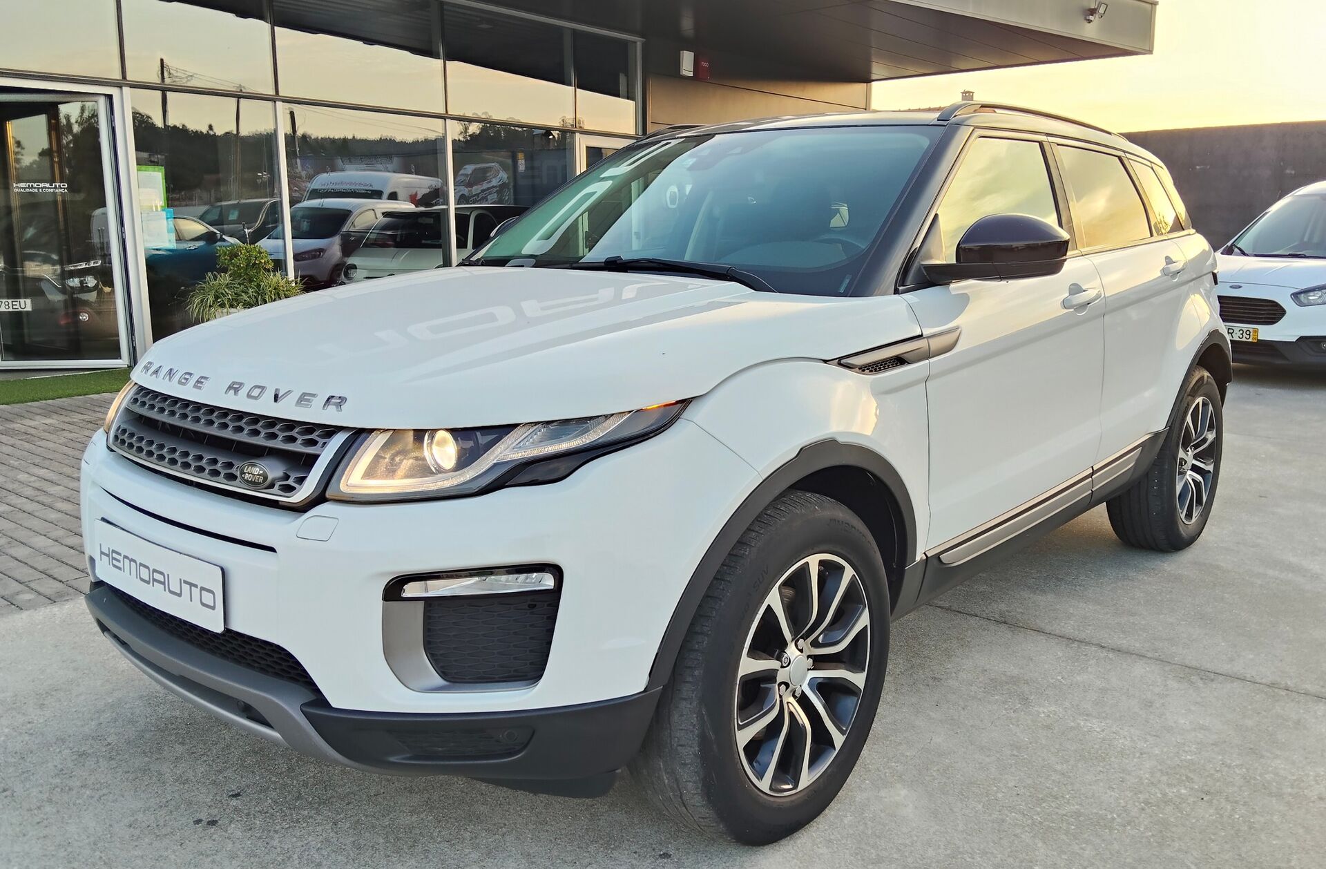 LAND ROVER Range Rover Evoque 2.0 TD4 HSE Dynamic Auto