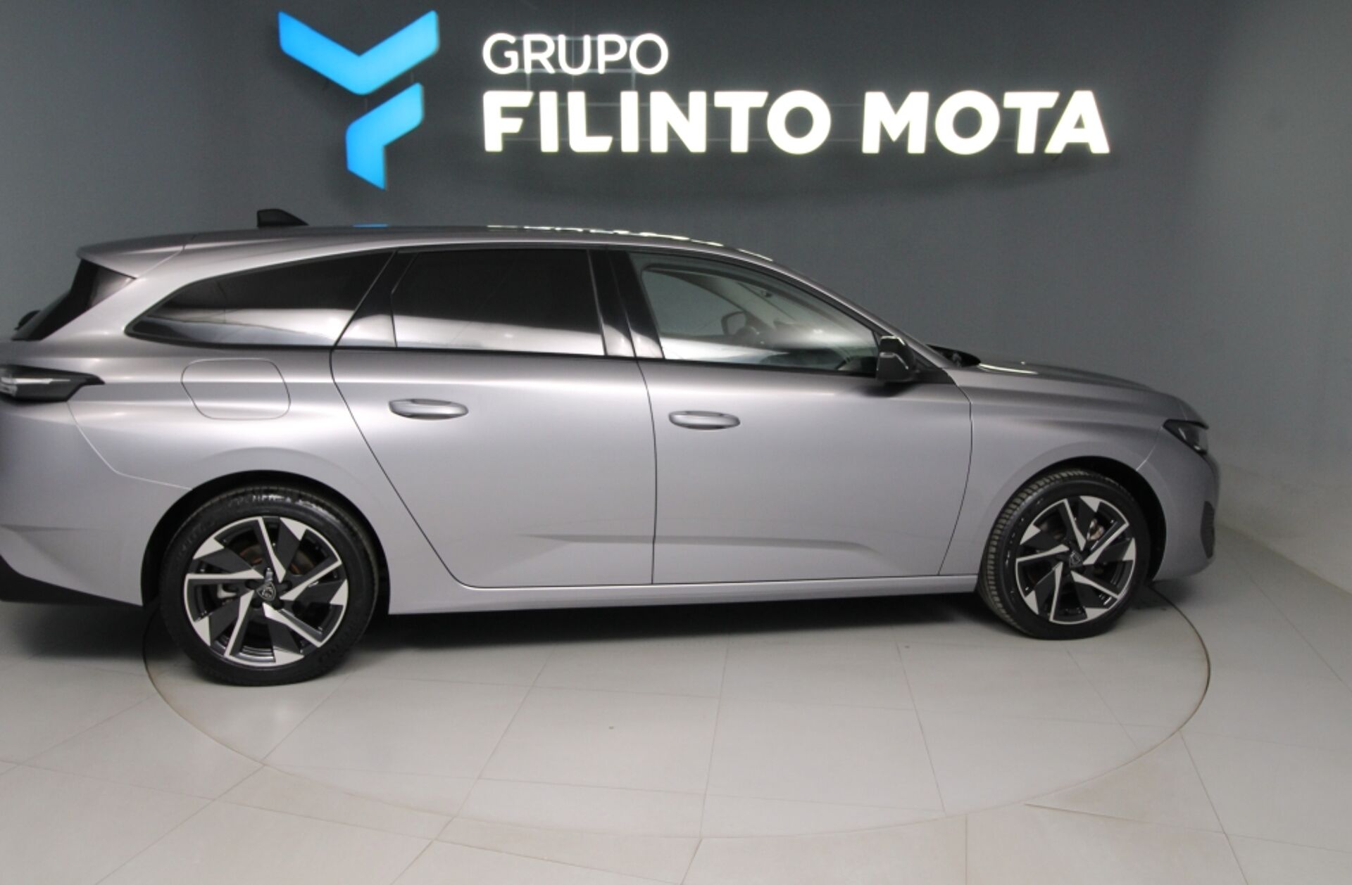 PEUGEOT 308 SW 1.2 PureTech Allure EAT8