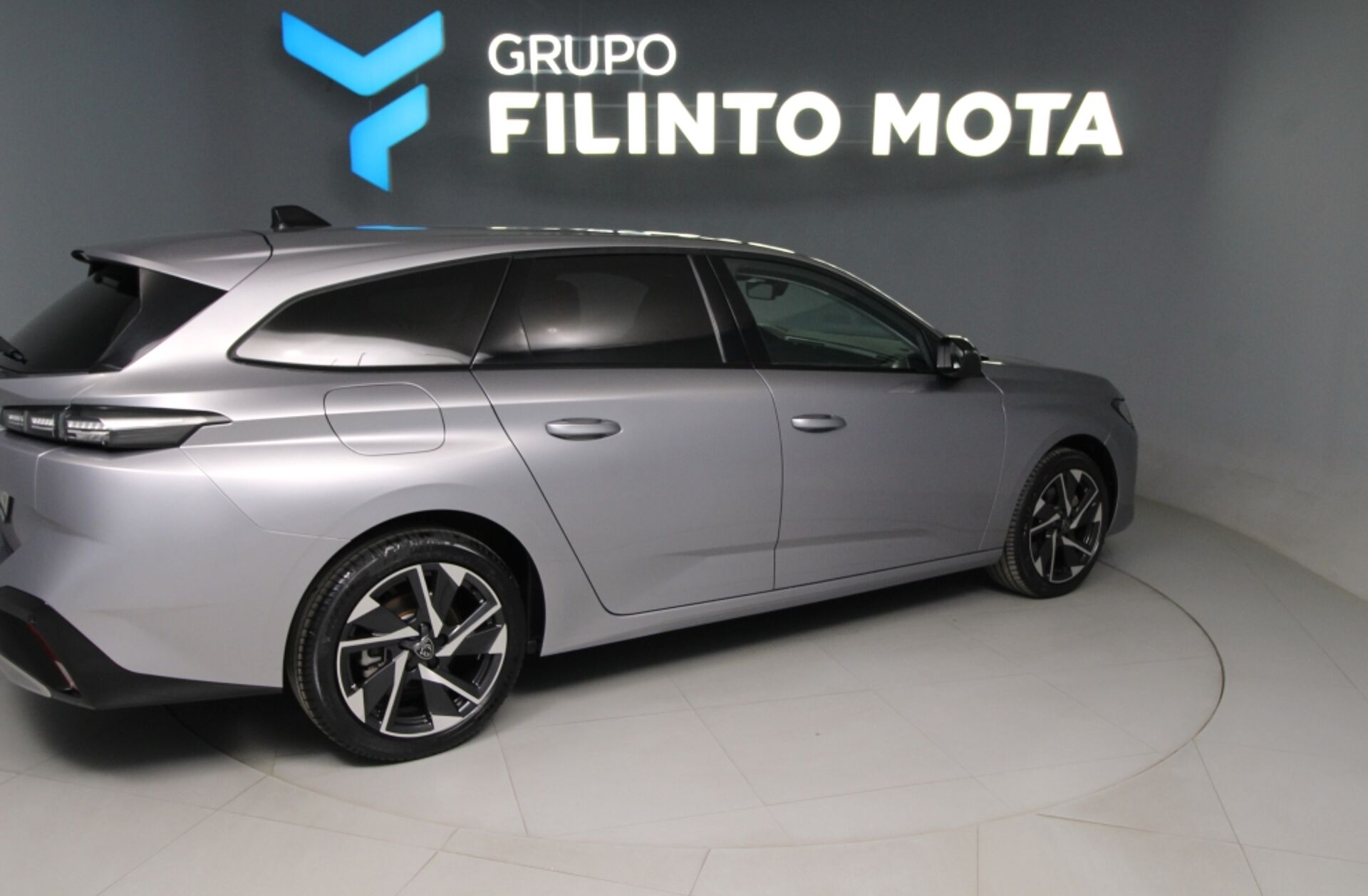 PEUGEOT 308 SW 1.2 PureTech Allure EAT8