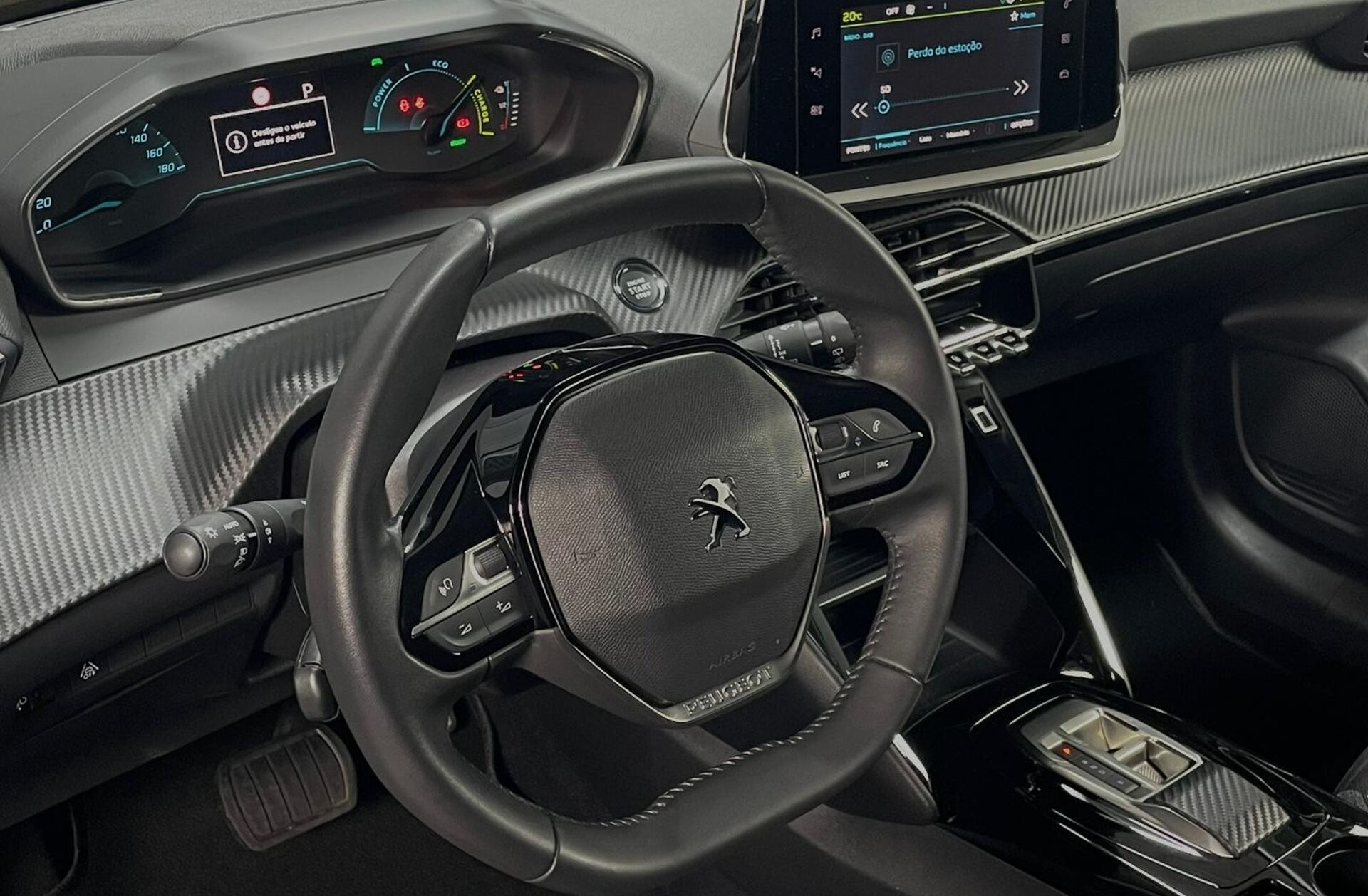 PEUGEOT 208 e- 51 kWh GT