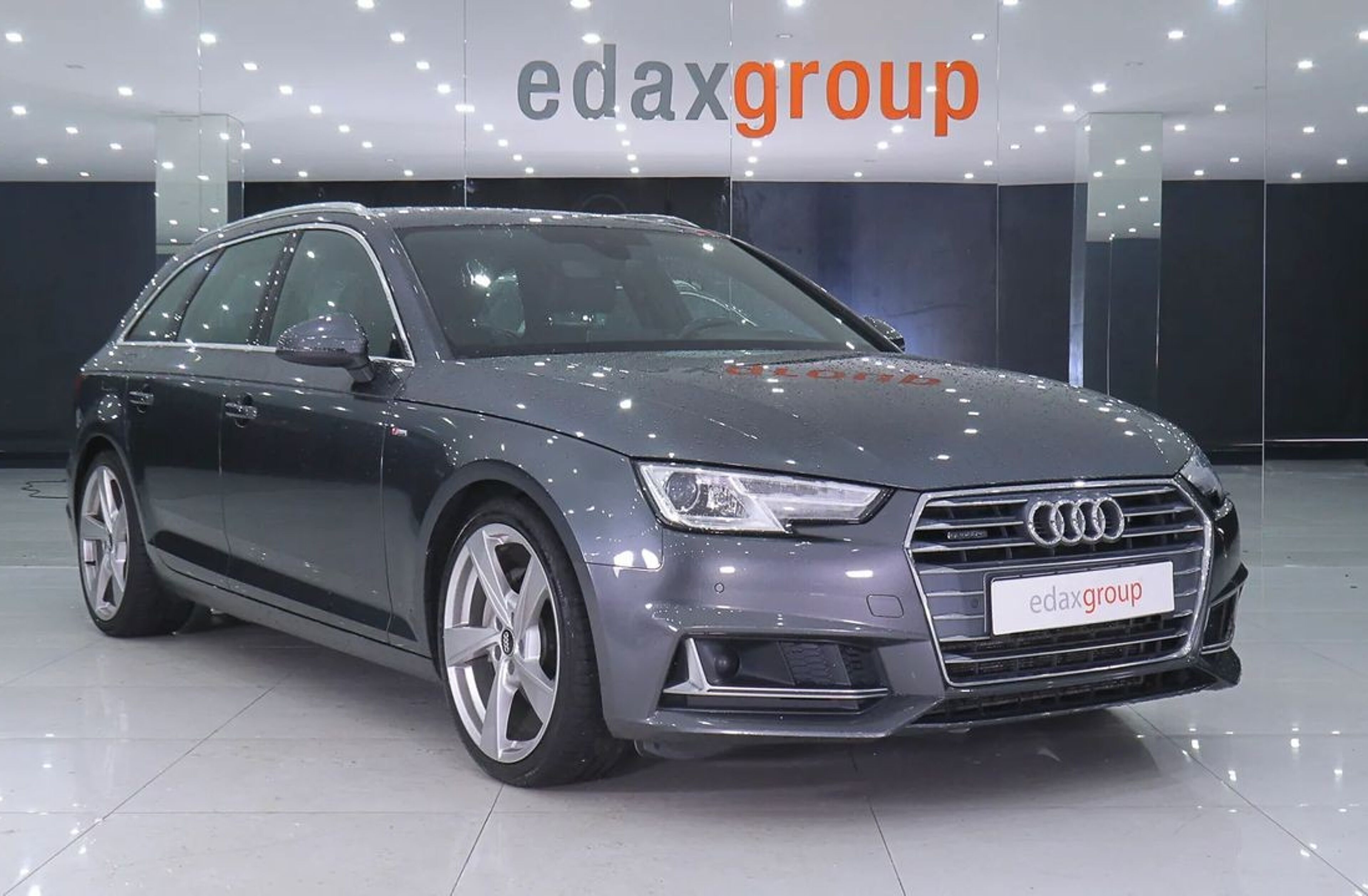 AUDI A4 2.0 TDI quattro S-line S tronic