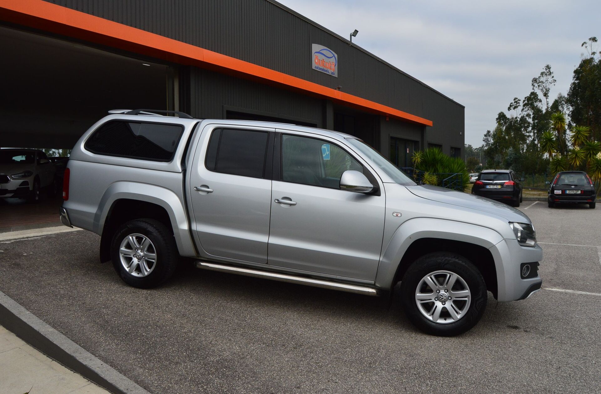 VOLKSWAGEN Amarok 2.0 TDi CD CM 4Motion