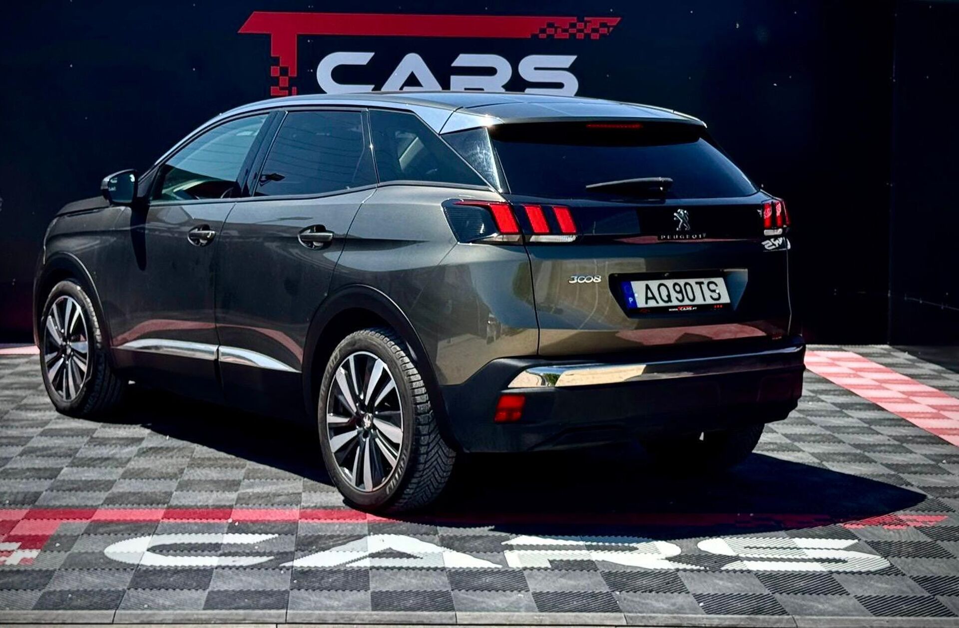 PEUGEOT 3008 1.5 BlueHDi Allure