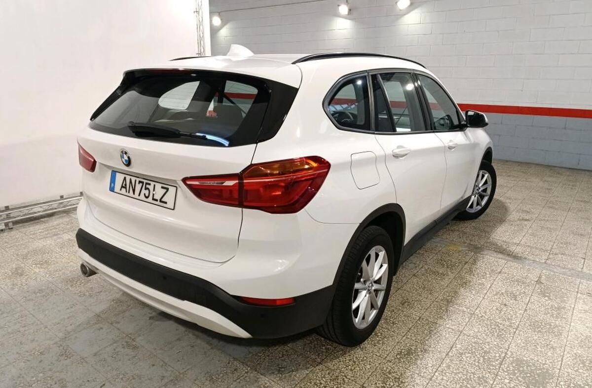 BMW X1 16 d sDrive Advantage