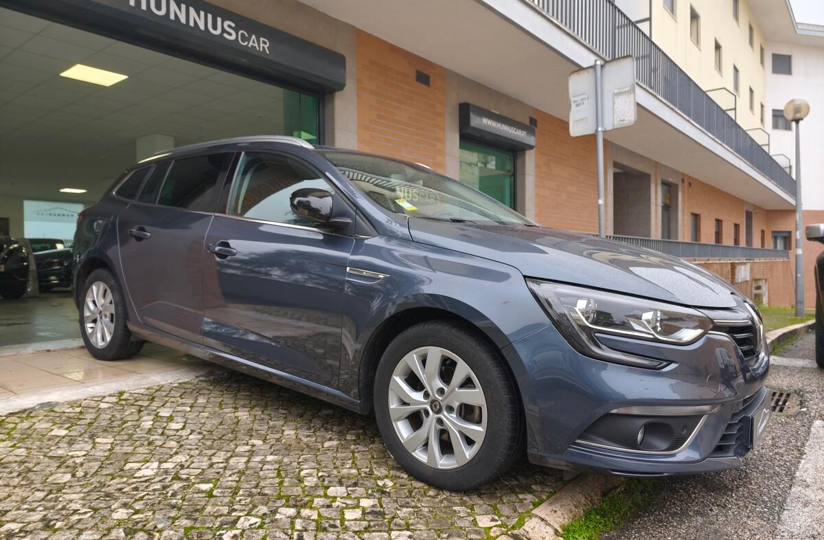 RENAULT Mégane 1.3 TCe Limited