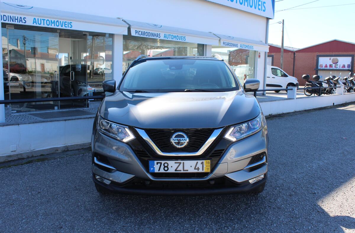 NISSAN Qashqai 1.5 dCi N-Connecta J18