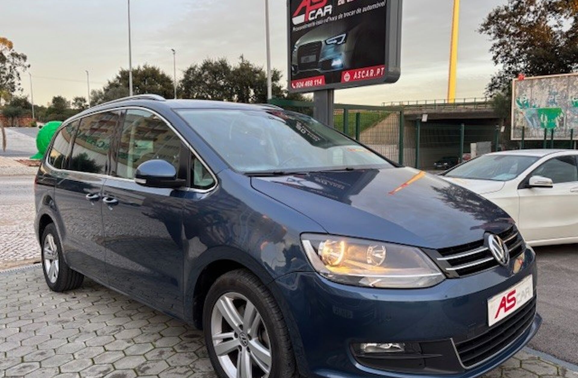 VOLKSWAGEN Sharan 2.0 TDi Blue Conf.DSG