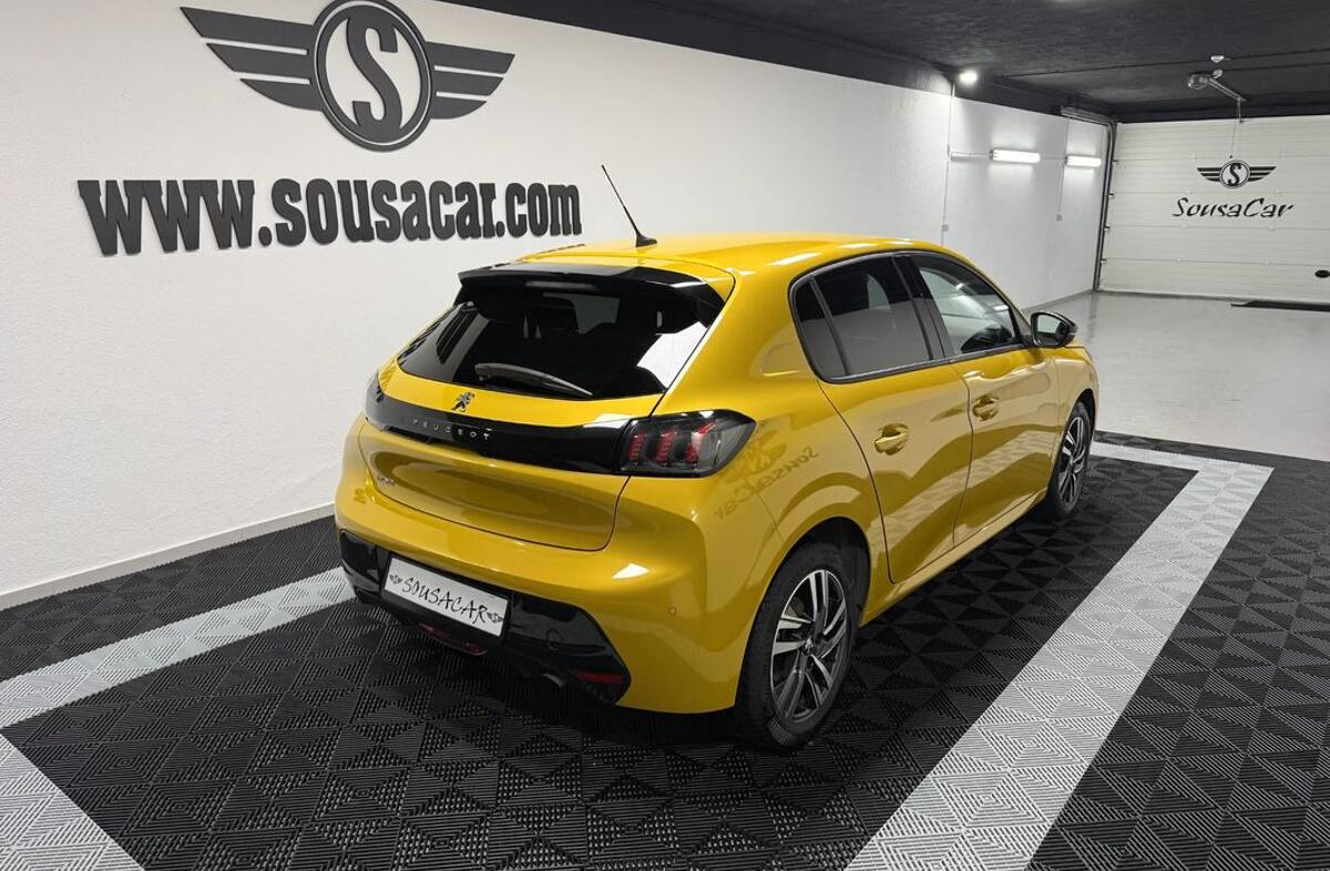 PEUGEOT 208 1.2 PureTech Allure Pack