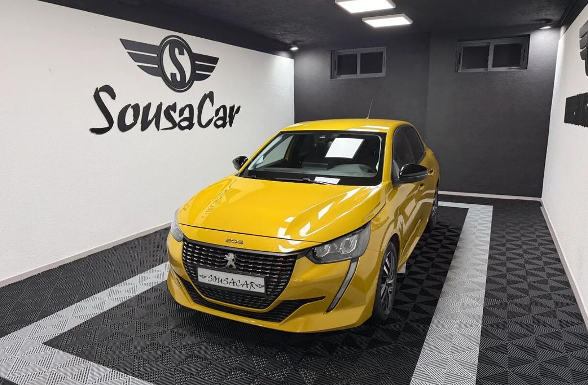 PEUGEOT 208 1.2 PureTech Allure Pack