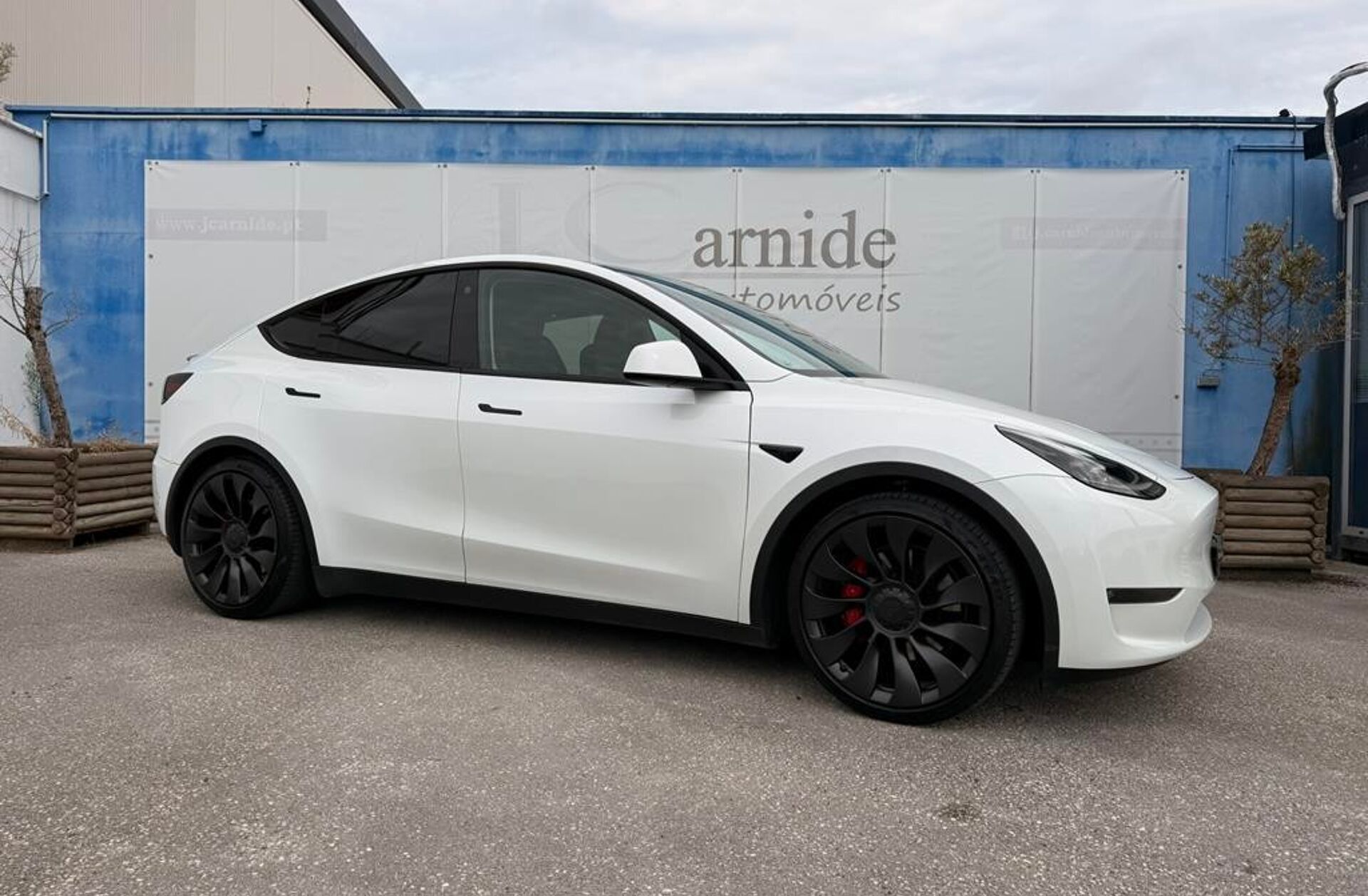 TESLA Model Y Performance Tração Integral