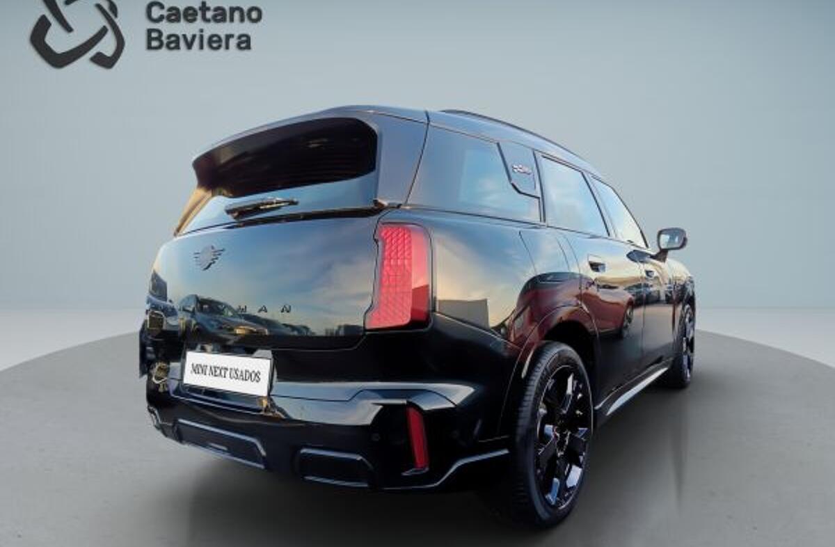 MINI Mini Countryman D Essential