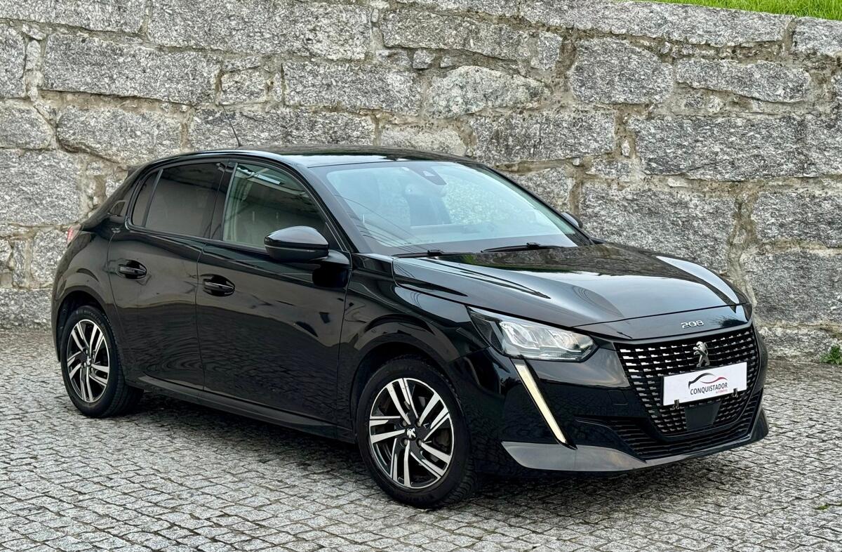 PEUGEOT 208 1.2 PureTech Allure