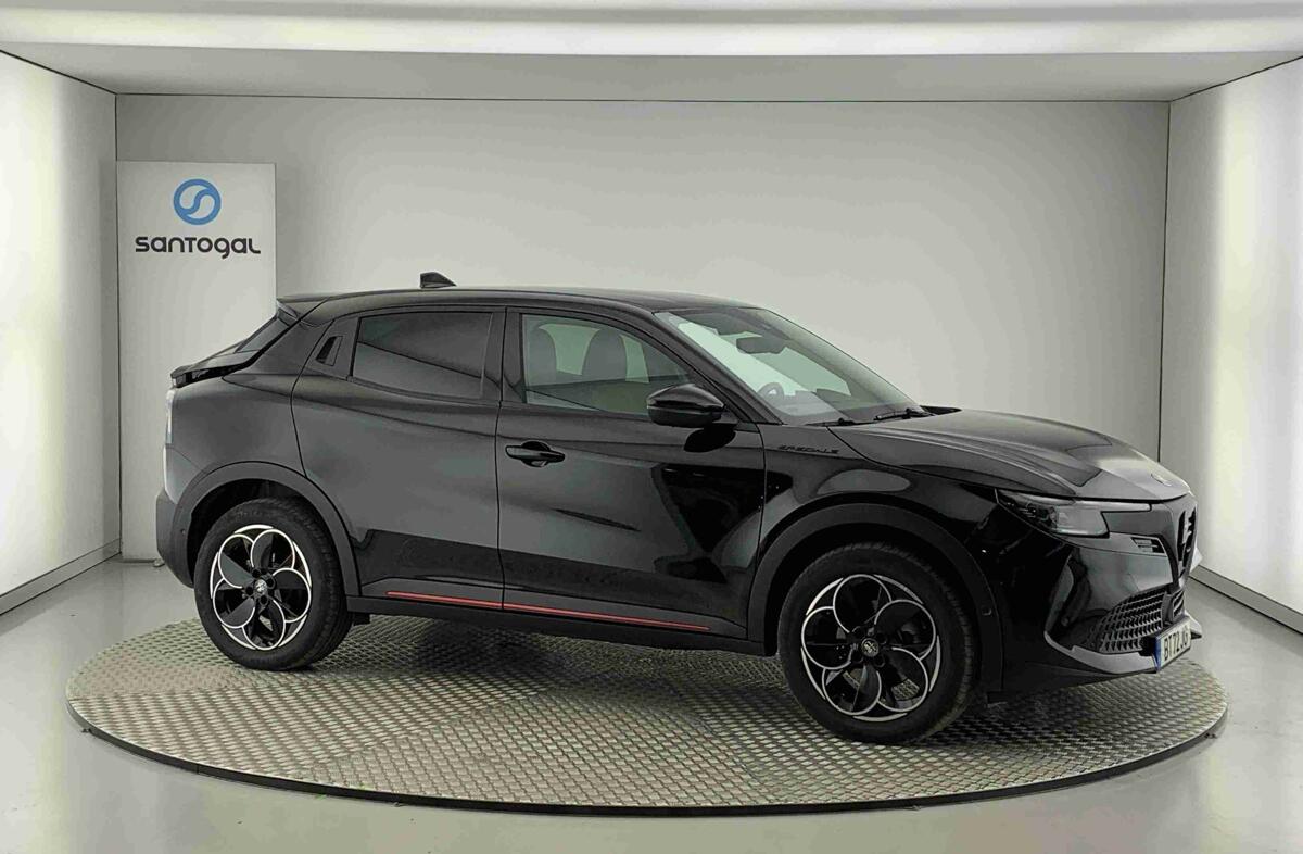 ALFA ROMEO Junior 54 kWh Sport Speciale